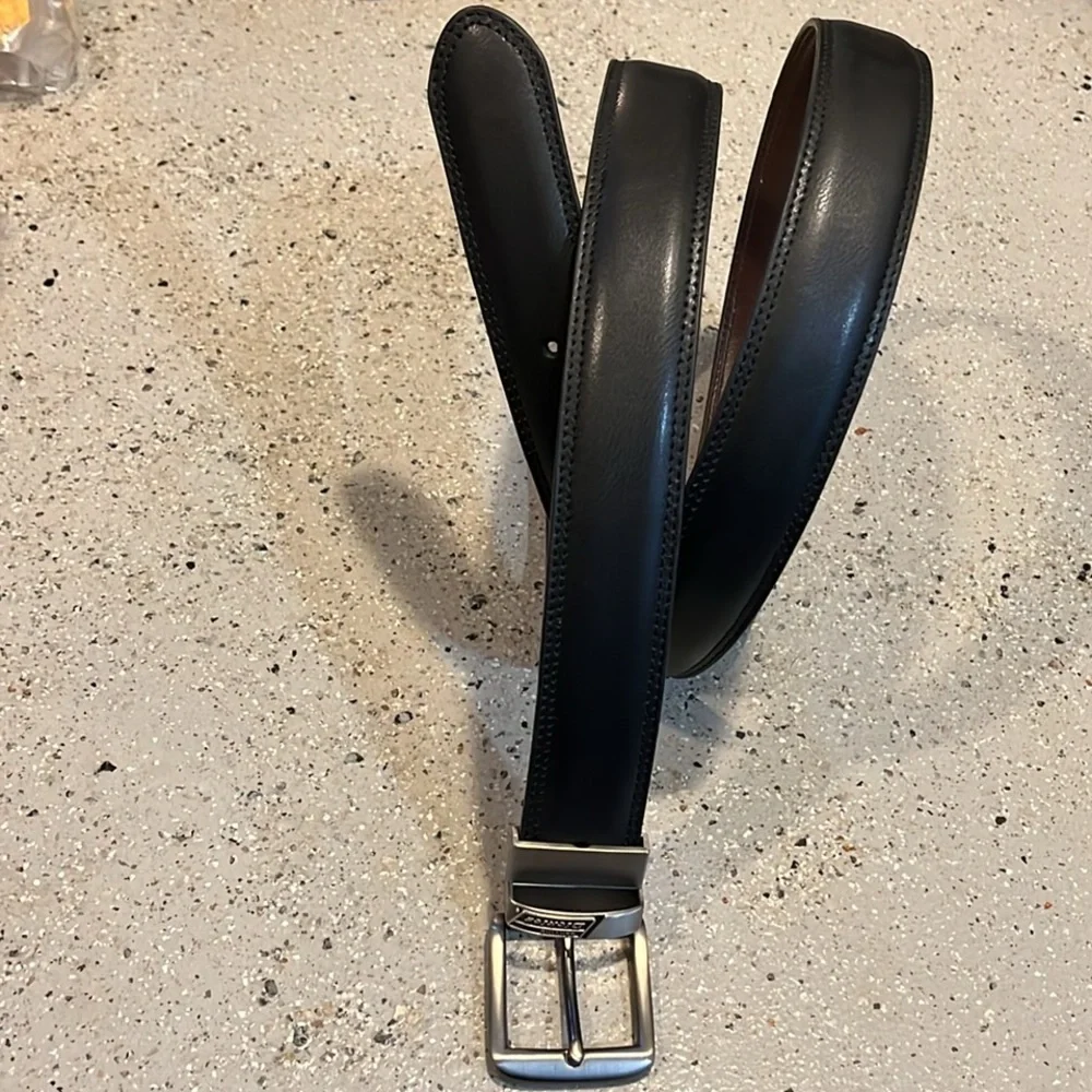 DICKIES REVERSIBLE LEATHER BELT BLK BRO WITH BRUSHED SILVER HARDWARE SIZE 46-48
